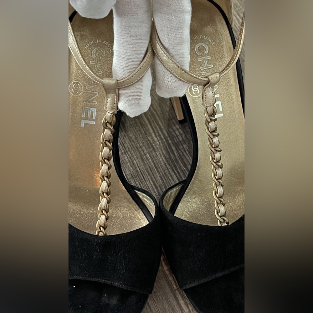 ❌SOLD❌Vintage Chanel Black/Beige Chain-link T-Strap Sandals Size EU 37 - Picture 6 of 16